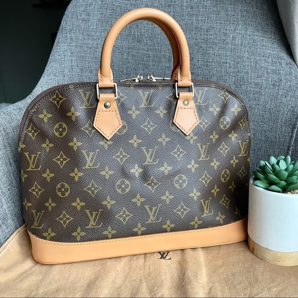 🌼 AUTHENTIC Louis Vuitton APMA PM 🌼 - Picture 2 of 11